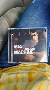 Garth Brooks - Man Against Machine CD (2014)